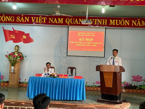 KỲ HỌP CHUYÊN ĐỀ LẦN THỨ NHẤT HĐND THỊ TRẤN BUÔN TRẤP KHÓA IX, NHIỆM KỲ 2021-2026